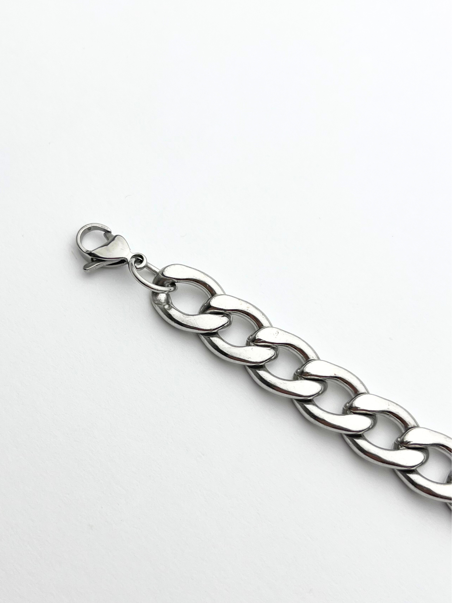 Rugged Cuban Chain Bracelet