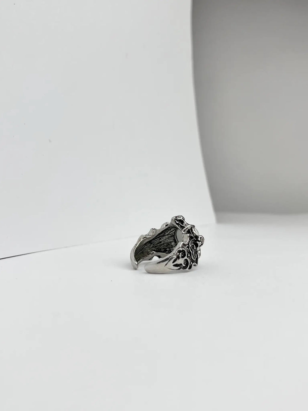 Devil Eye Ring