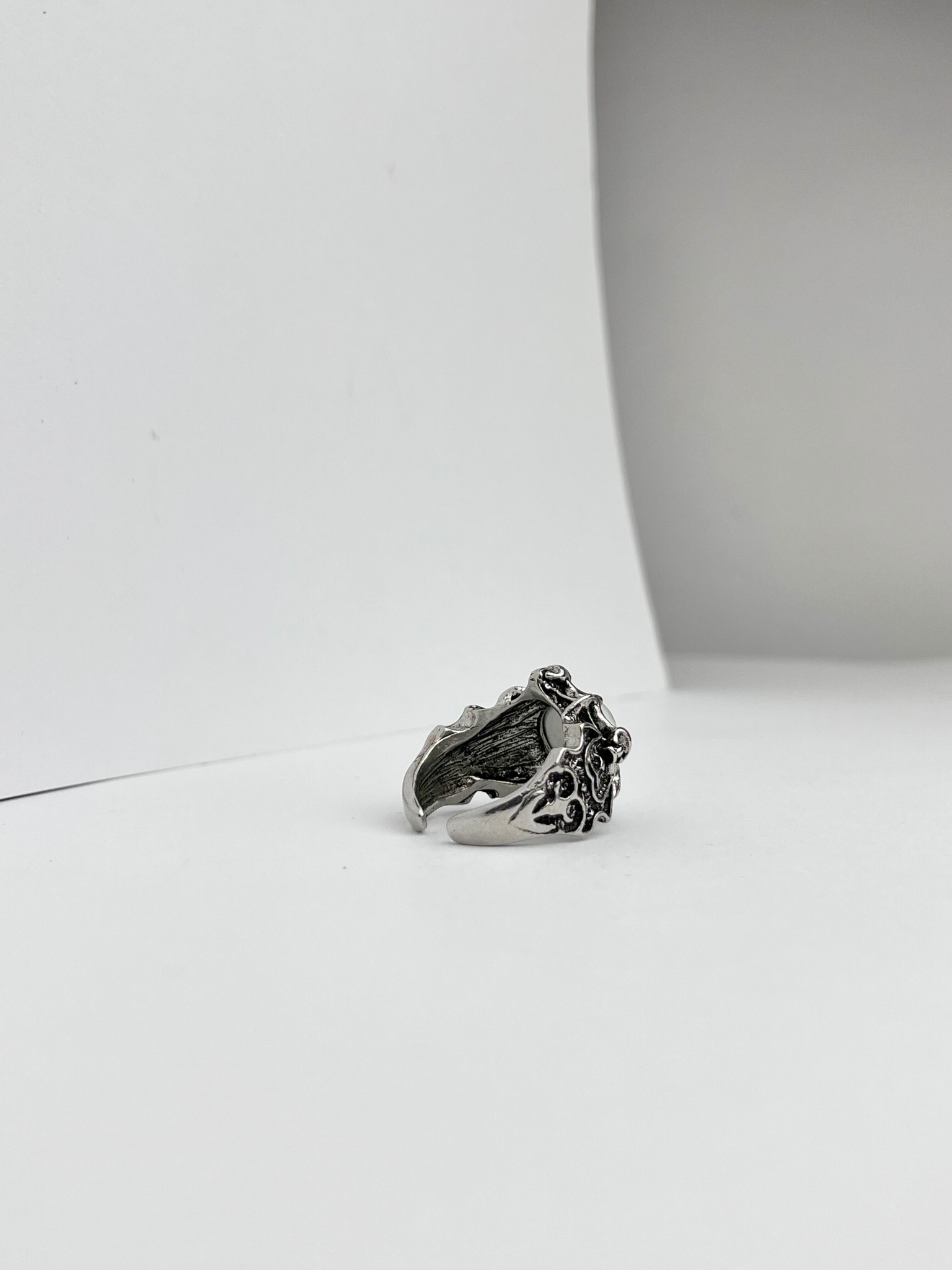 Devil Eye Ring