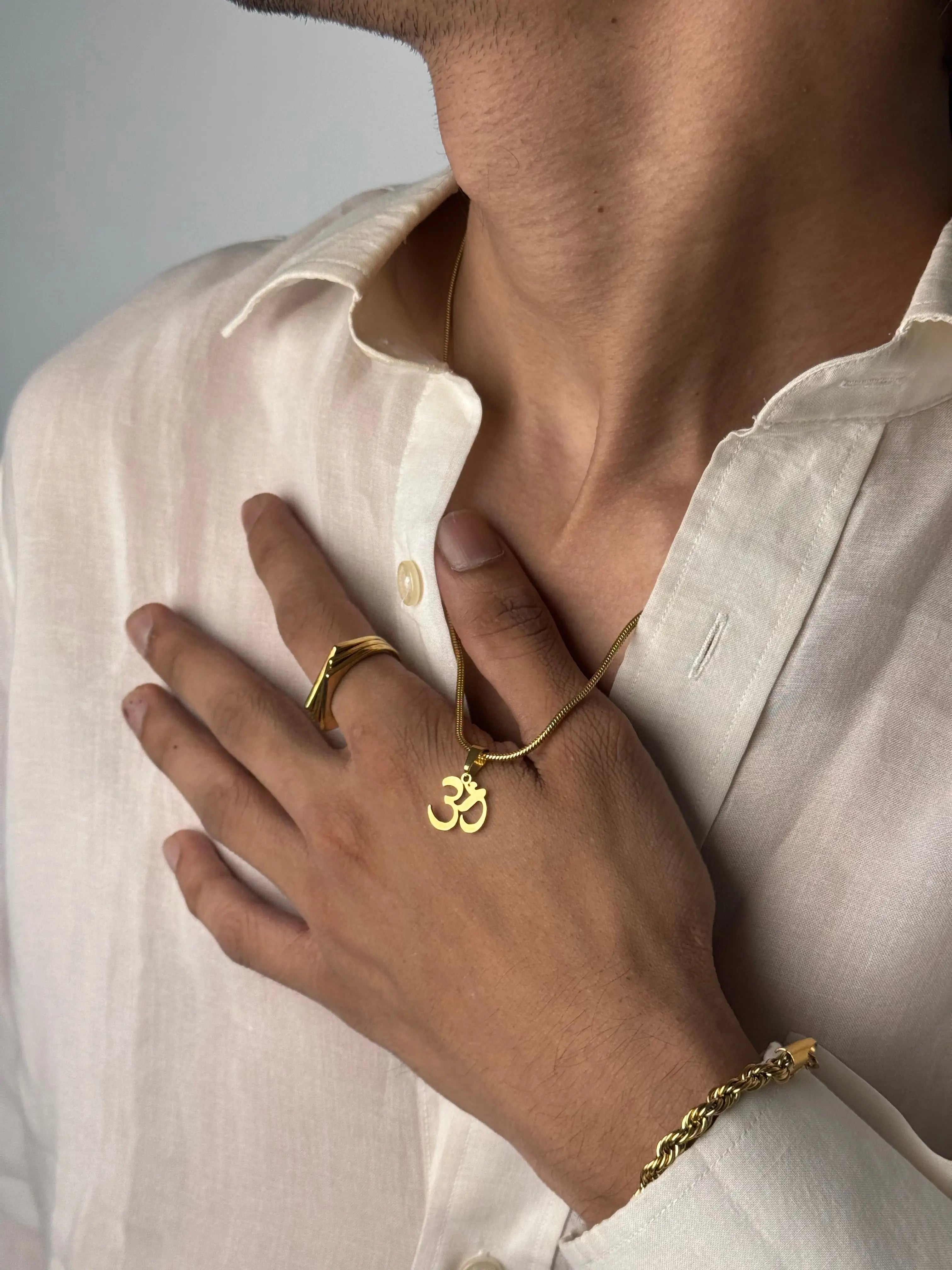 Om Pendant Gold Edition