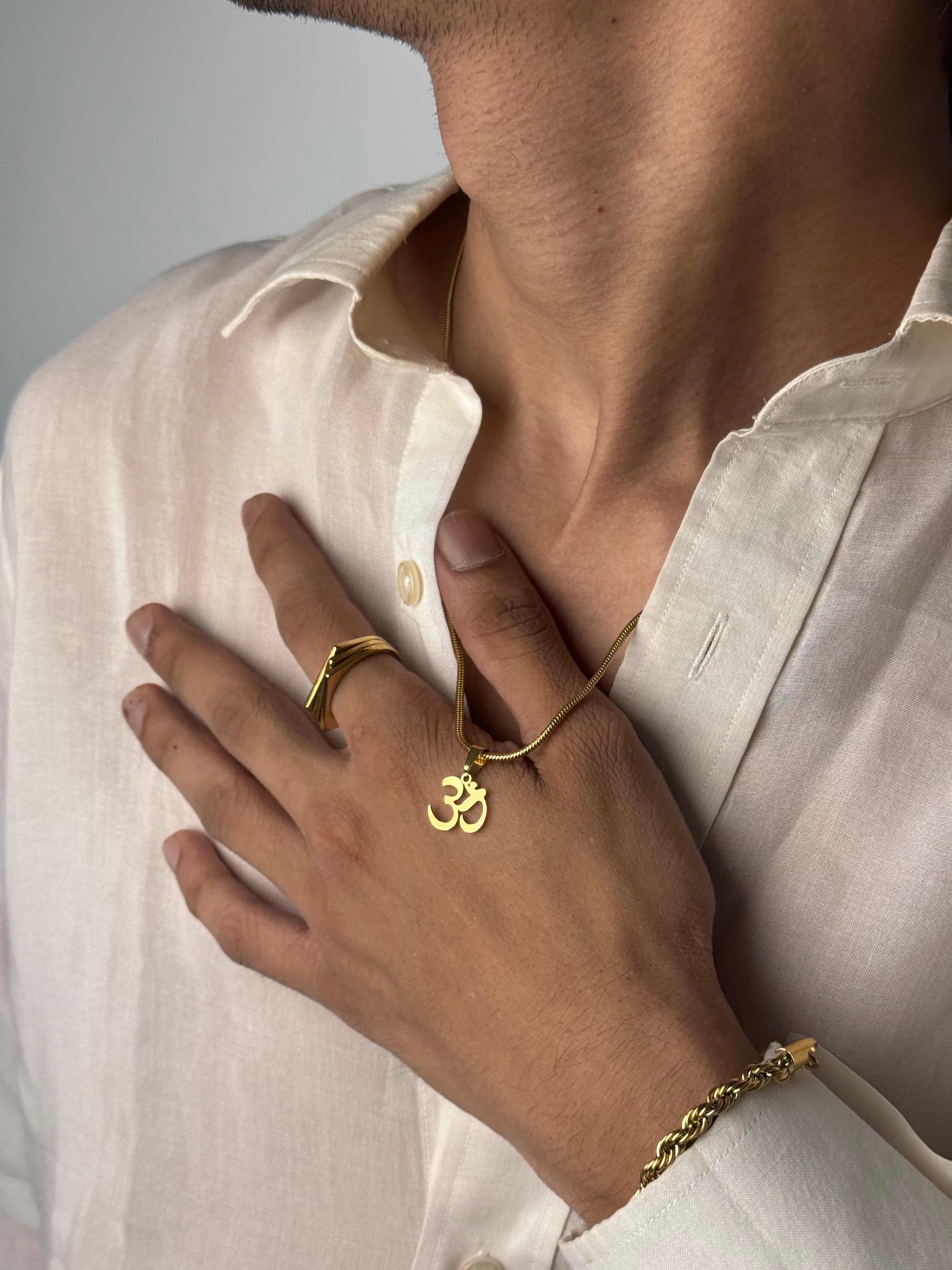 Om Pendant Gold Edition