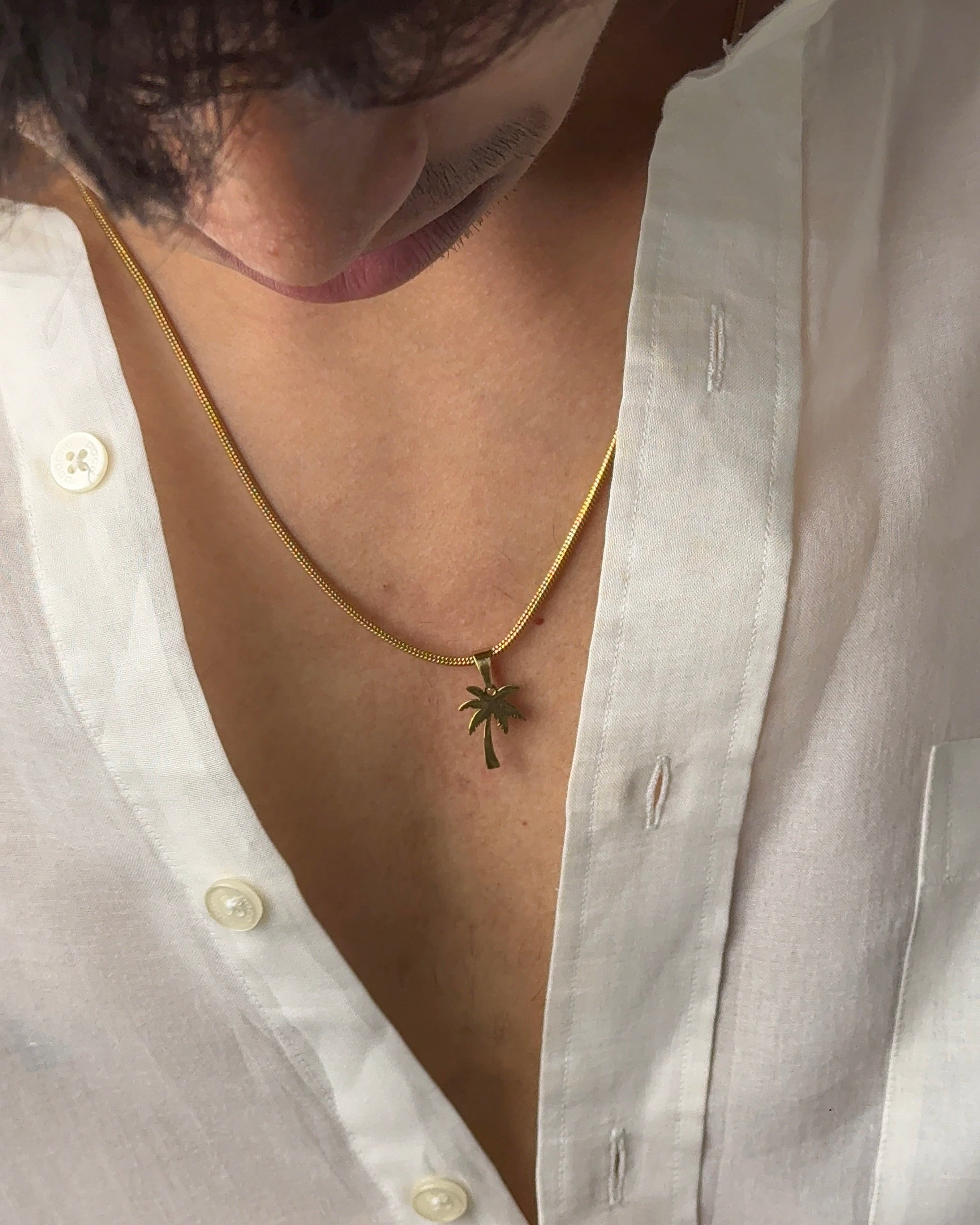 Palm Pendant - Gold Edition