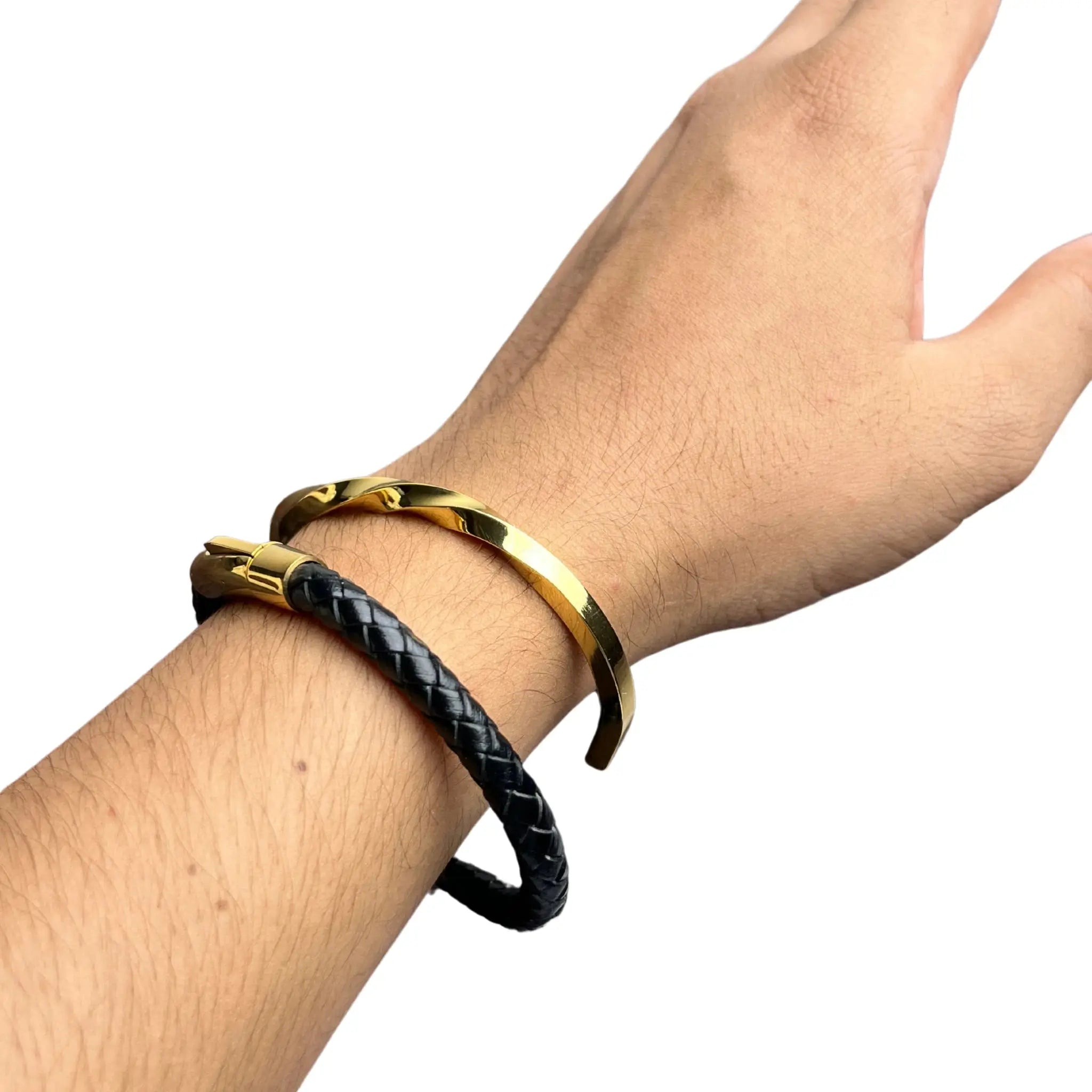 Helios Arc Cuff