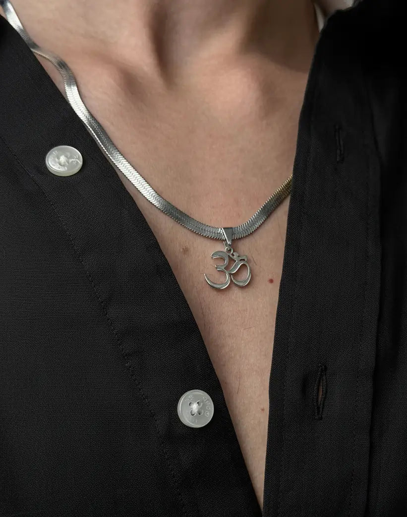 Om Pendant Silver Edition