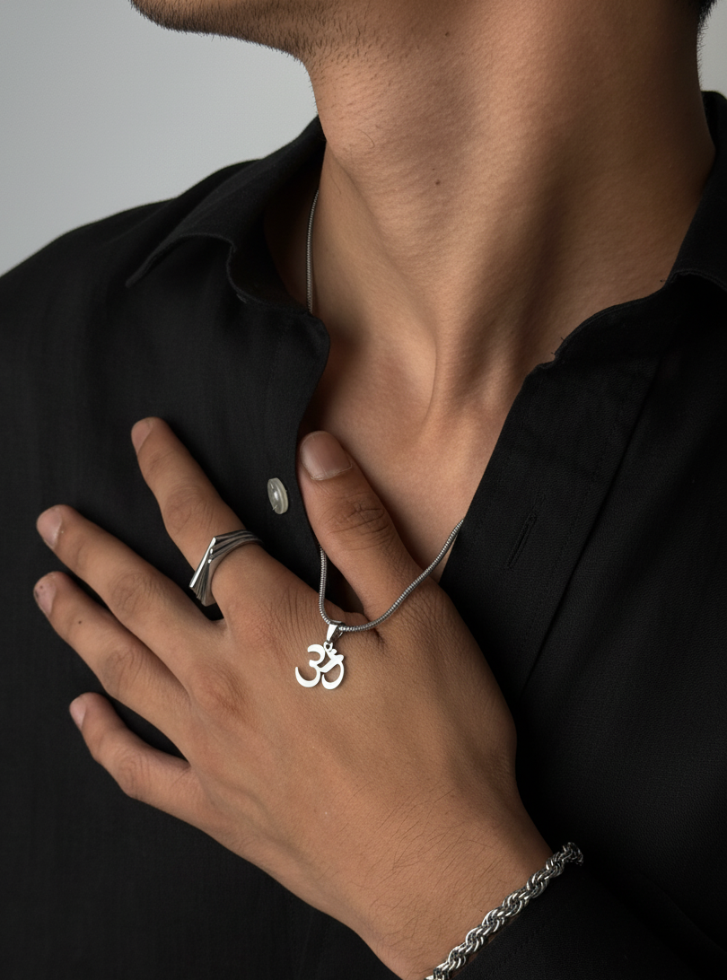 Om Pendant Silver Edition